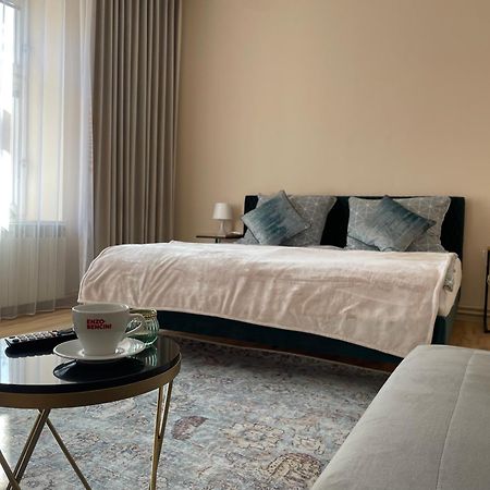 Apartamenty Na Starowce - Apartments In The Old Town Чешин Екстериор снимка