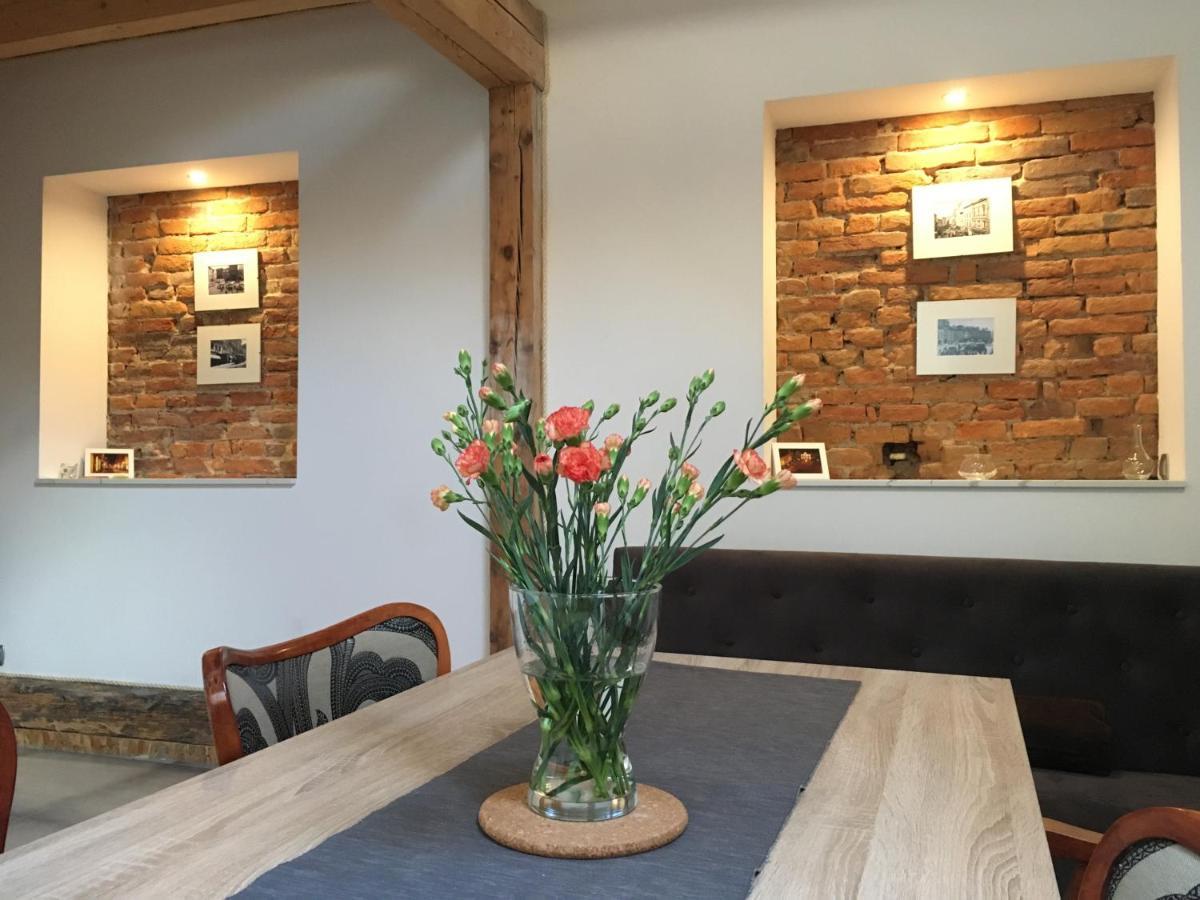 Apartamenty Na Starowce - Apartments In The Old Town Чешин Екстериор снимка