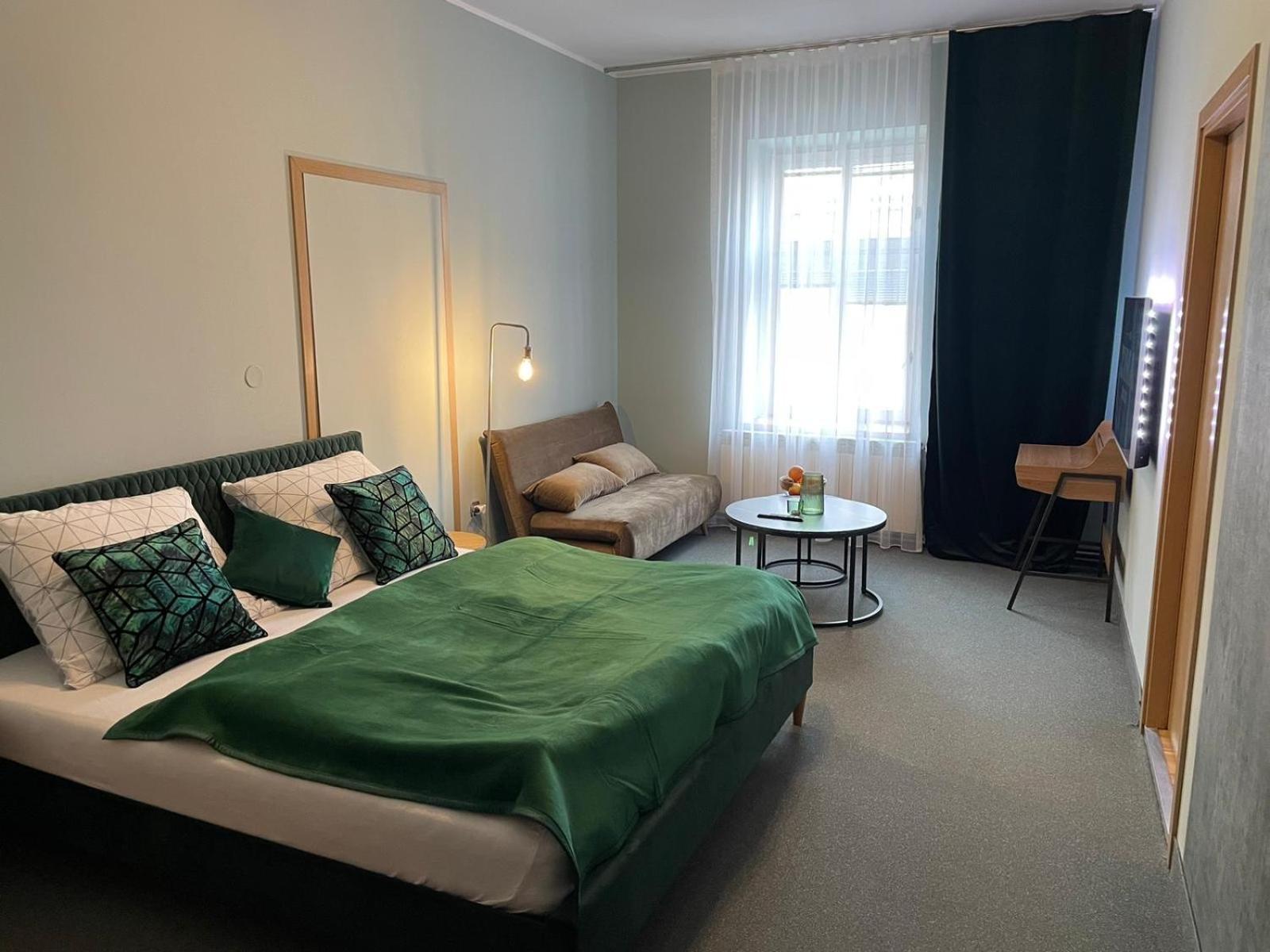 Apartamenty Na Starowce - Apartments In The Old Town Чешин Екстериор снимка