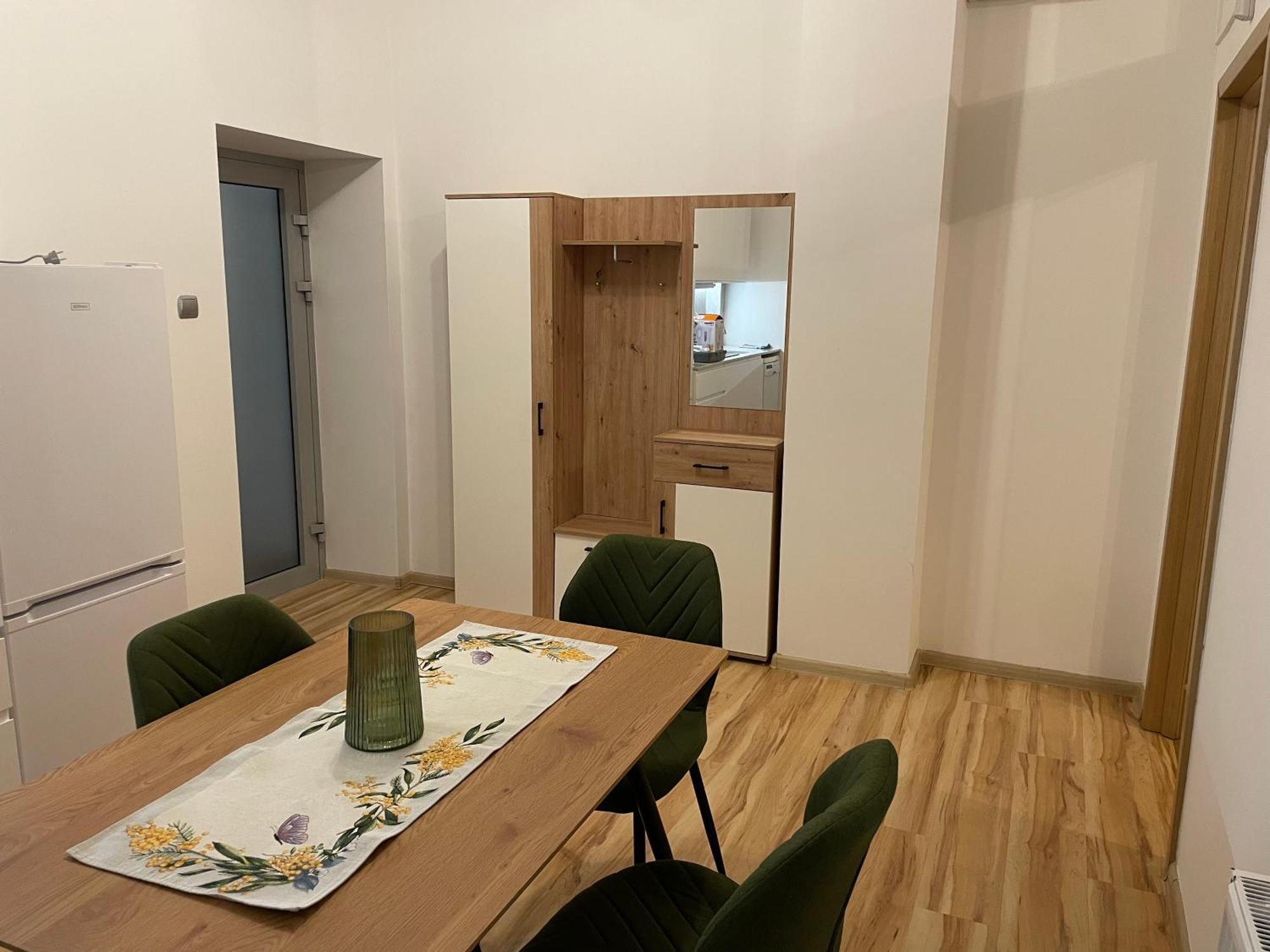 Apartamenty Na Starowce - Apartments In The Old Town Чешин Екстериор снимка