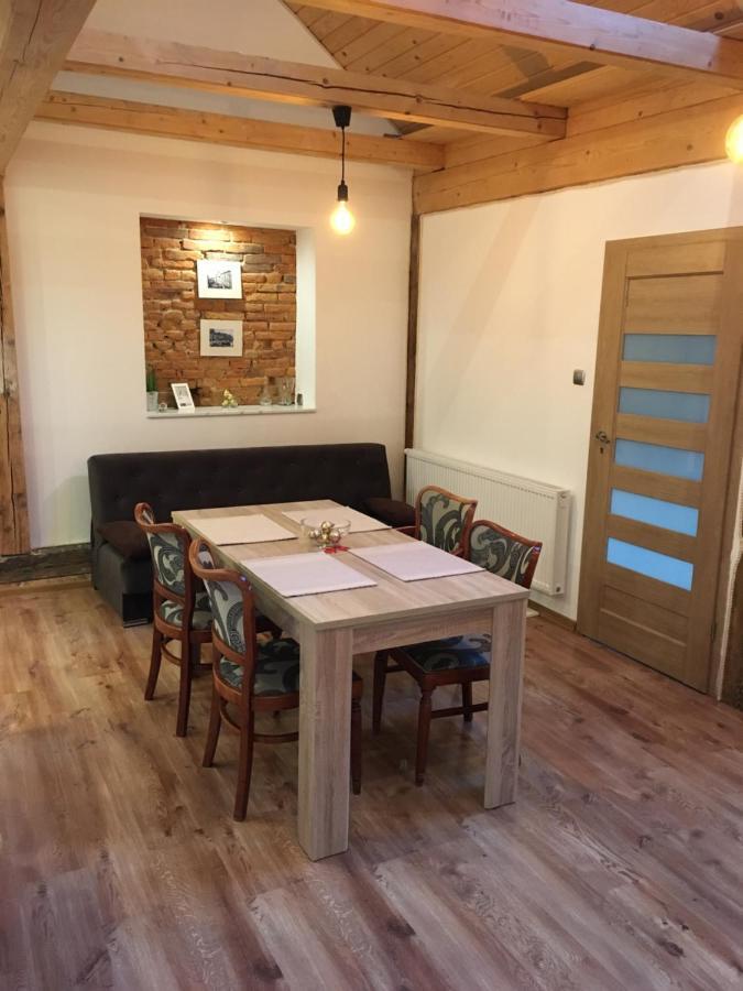 Apartamenty Na Starowce - Apartments In The Old Town Чешин Екстериор снимка